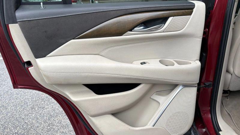 2019 Cadillac Escalade Luxury