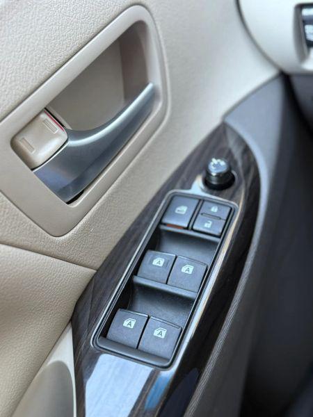 2016 Toyota Sienna XLE 8 Passenger
