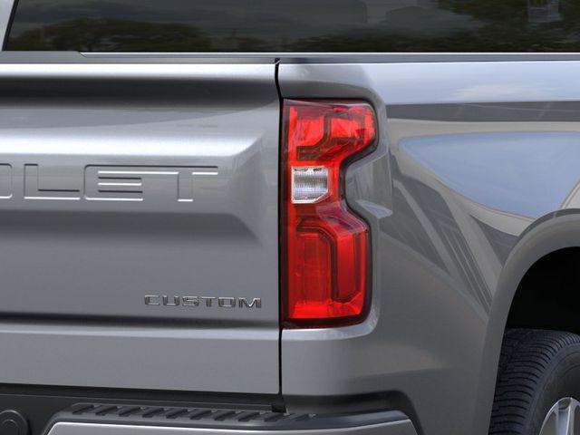 2026 Chevrolet Silverado 1500 2WD Crew Cab Short Bed Custom