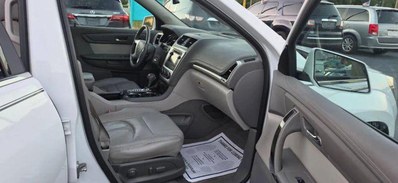 2017 GMC Acadia Base