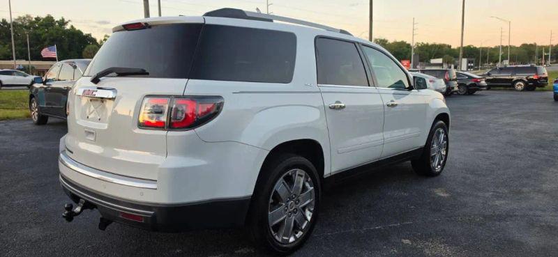 2017 GMC Acadia Base