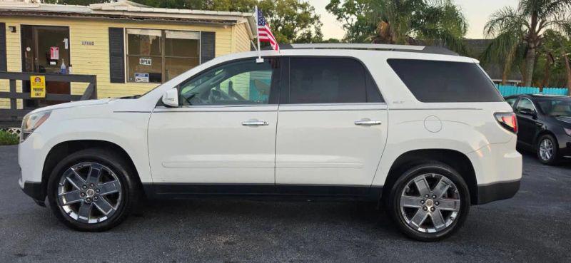 2017 GMC Acadia Base