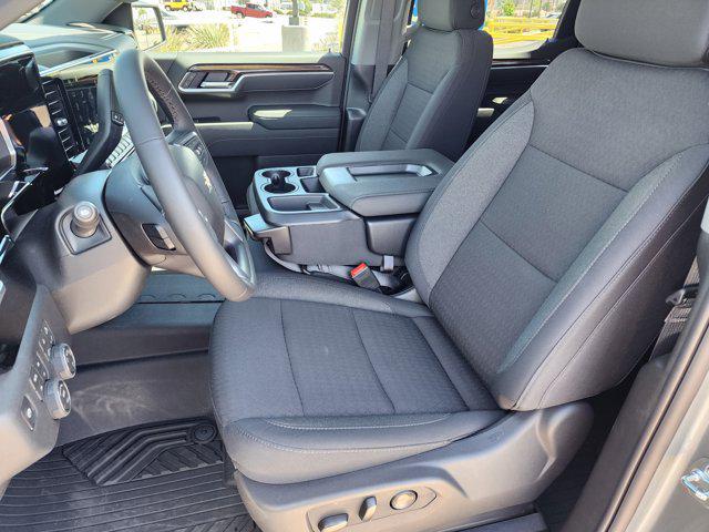 2026 Chevrolet Silverado 1500 4WD Crew Cab Standard Bed LT