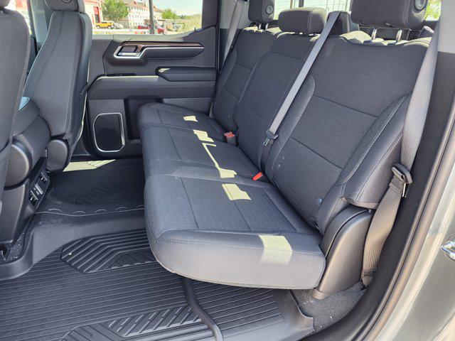 2026 Chevrolet Silverado 1500 4WD Crew Cab Standard Bed LT