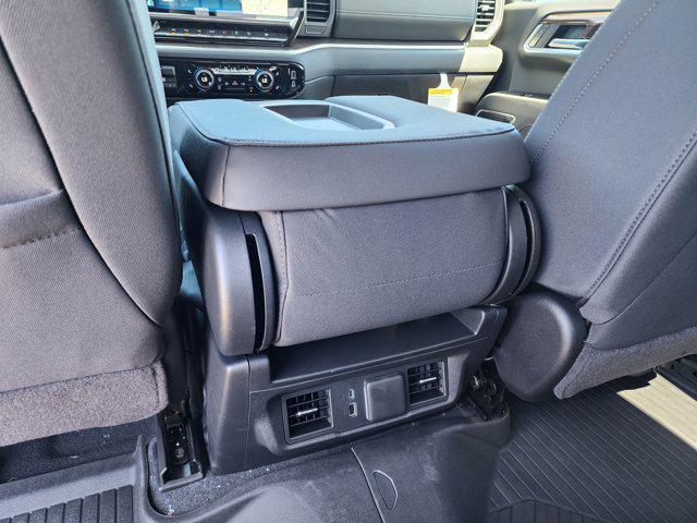 2026 Chevrolet Silverado 1500 4WD Crew Cab Standard Bed LT