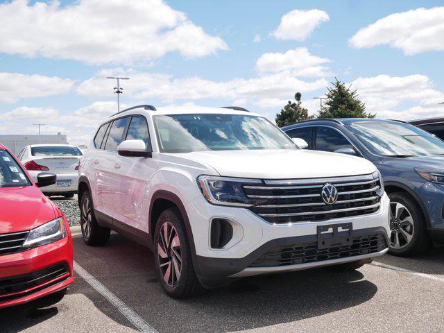 2025 Volkswagen Atlas 2.0T SE w/Technology for sale in Brooklyn Center, MN