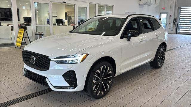 2026 Volvo XC60 B5 Ultra