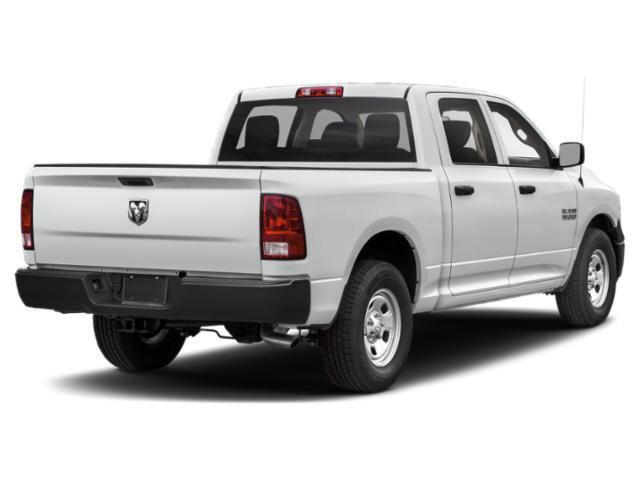 2022 RAM 1500 Classic Tradesman Crew Cab 4x4 57 Box