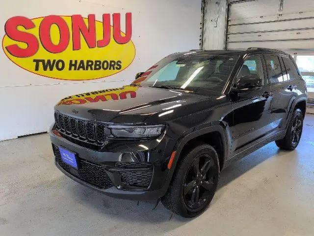 2023 Jeep Grand Cherokee Altitude for sale in Two Harbors, MN