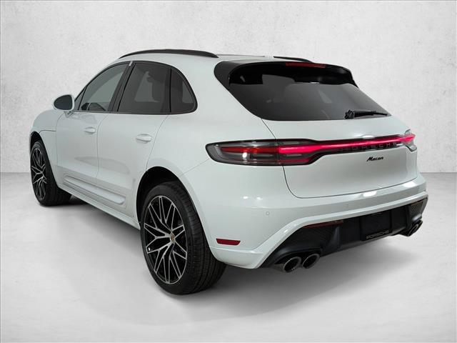 2026 Porsche Macan AWD