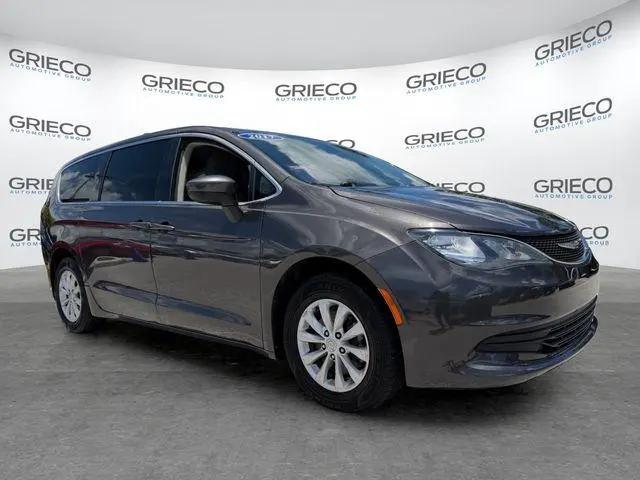 2017 Chrysler Pacifica Touring for sale in Delray Beach, FL