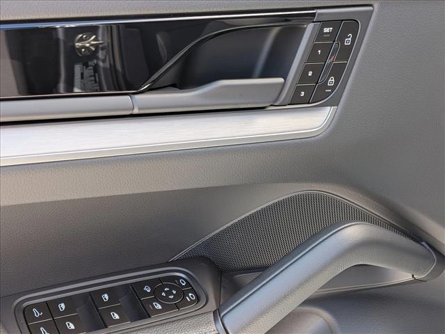 2026 Porsche Cayenne AWD