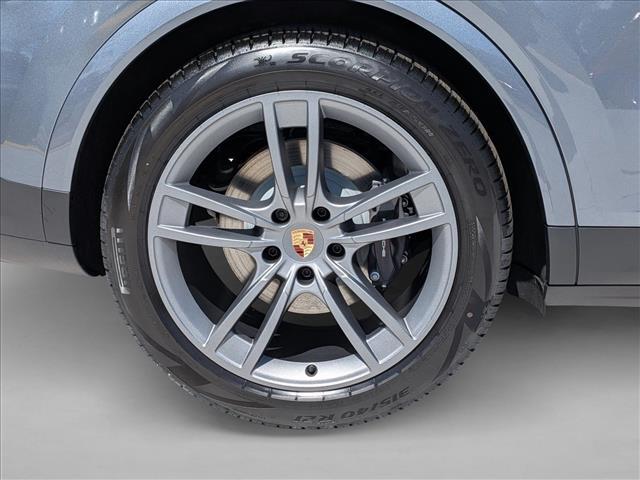 2026 Porsche Cayenne AWD
