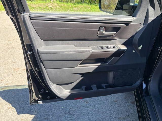 2026 Toyota Tundra SR5 CrewMax 5.5' Bed