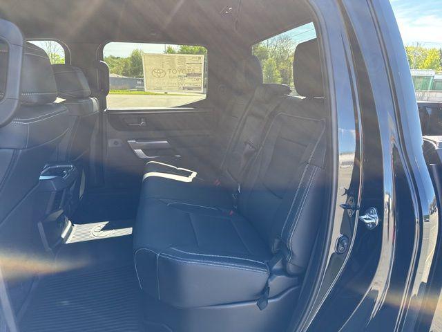 2026 Toyota Tundra SR5 CrewMax 5.5' Bed