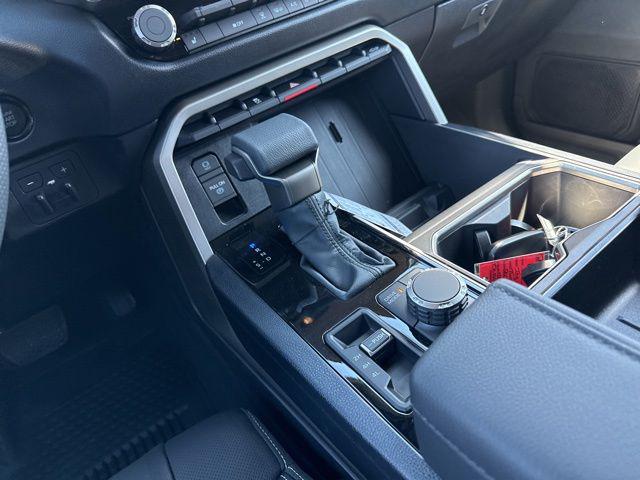 2026 Toyota Tundra SR5 CrewMax 5.5' Bed