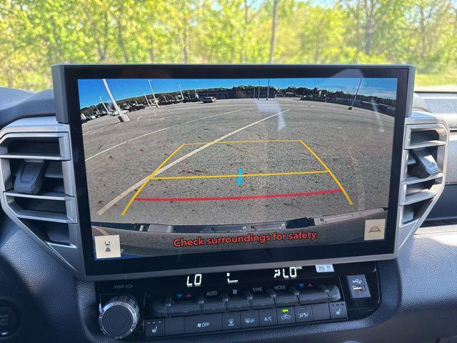 2026 Toyota Tundra SR5 CrewMax 5.5' Bed