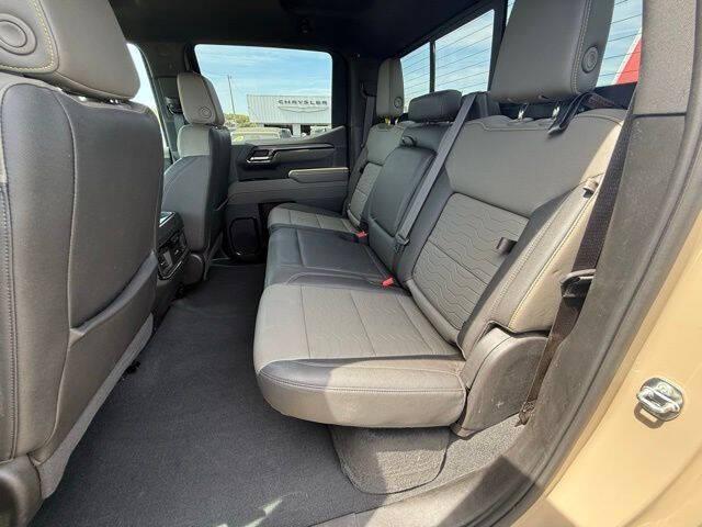 2022 Chevrolet Silverado 1500 4WD Crew Cab Short Bed ZR2