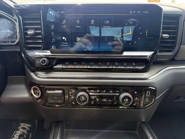 2022 Chevrolet Silverado 1500 4WD Crew Cab Short Bed ZR2