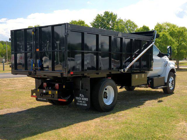 2027 Ford F-750 Base