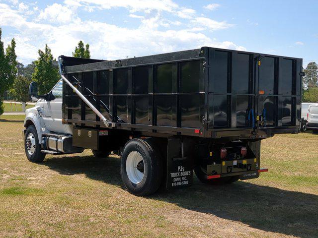 2027 Ford F-750 Base