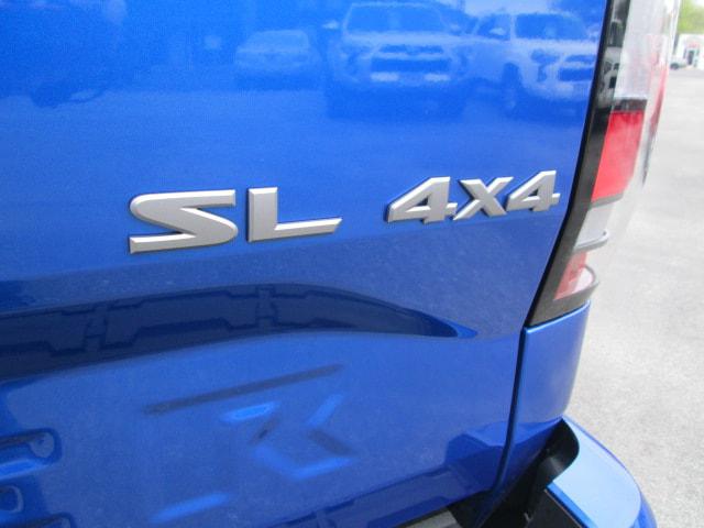 2025 Nissan Frontier Crew Cab SL 4x4