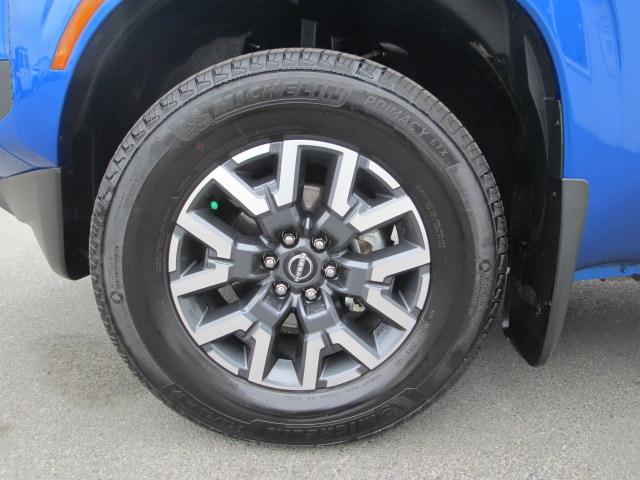 2025 Nissan Frontier Crew Cab SL 4x4