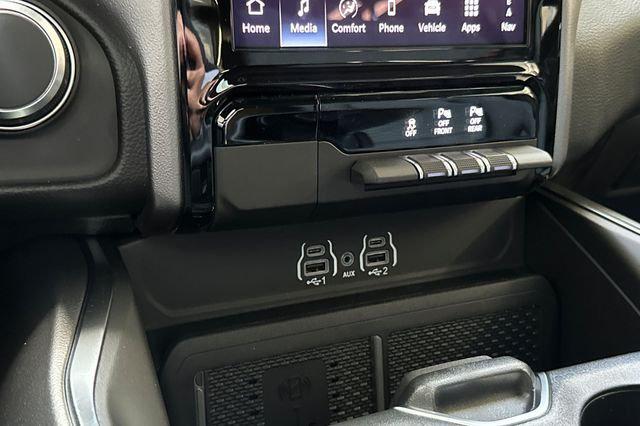 2026 Ram 1500 Big Horn Crew Cab 4x2 57 Box