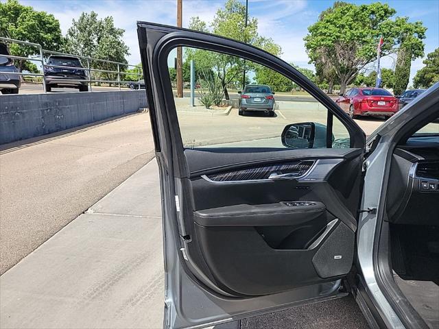2025 Cadillac XT6 FWD Premium Luxury