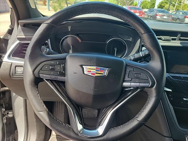 2025 Cadillac XT6 FWD Premium Luxury