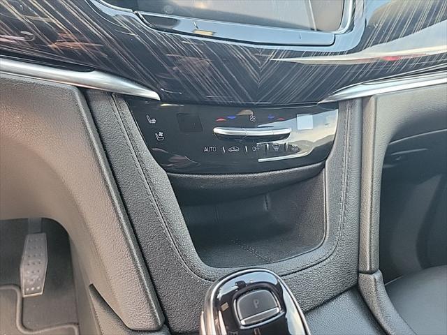 2025 Cadillac XT6 FWD Premium Luxury