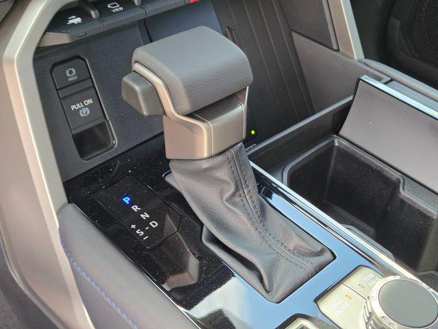 2026 Toyota Tundra Platinum CrewMax 5.5' Bed