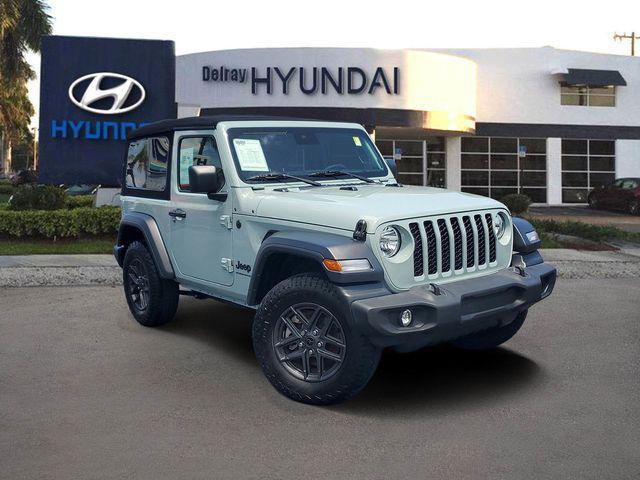 2025 Jeep Wrangler 4-Door Summit 4x4 for sale in DELRAY BEACH, FL