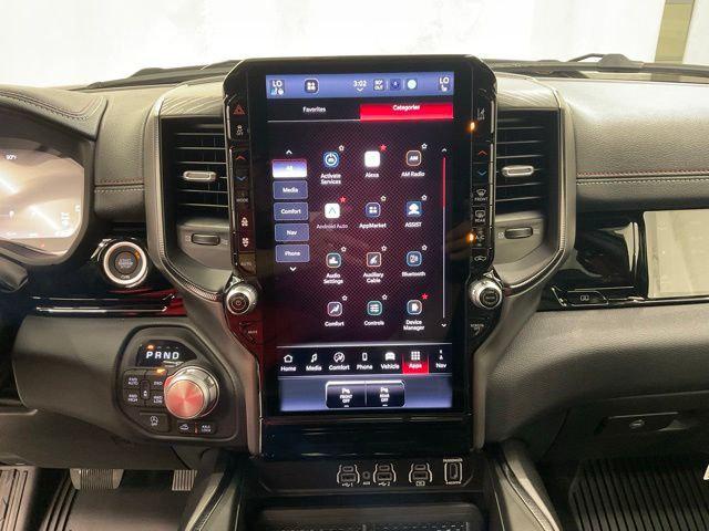 2026 Ram 1500 Rebel Crew Cab 4x4 5'7" Box