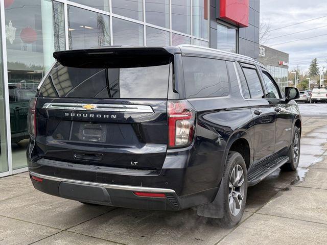2022 Chevrolet Suburban 4WD LT