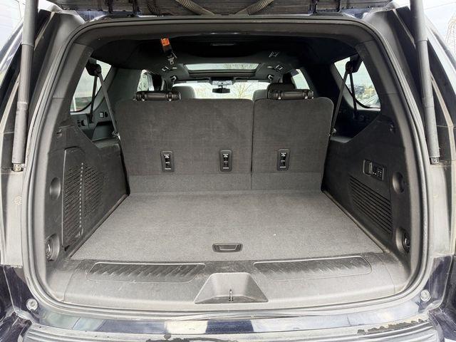 2022 Chevrolet Suburban 4WD LT