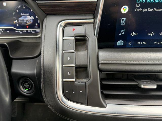 2022 Chevrolet Suburban 4WD LT