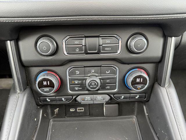 2022 Chevrolet Suburban 4WD LT