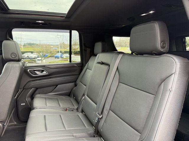 2022 Chevrolet Suburban 4WD LT