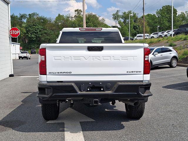 2026 Chevrolet Silverado 2500HD Custom