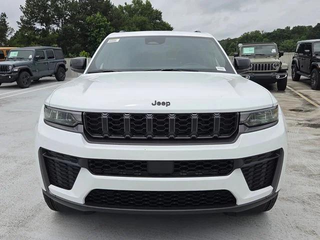 2026 Jeep Grand Cherokee L GRAND CHEROKEE L LAREDO ALTITUDE 4X2