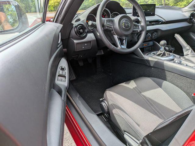 2026 Mazda MX-5 Sport