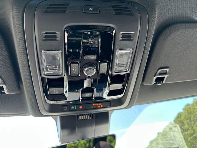 2026 GMC Yukon XL 4WD AT4