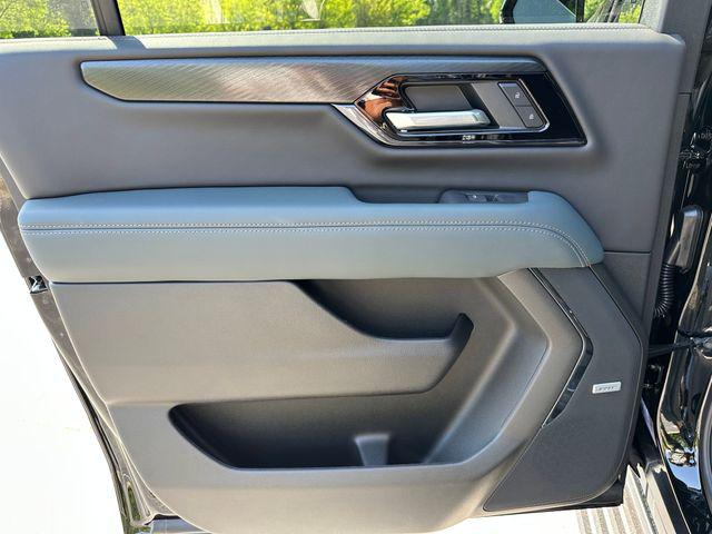 2026 GMC Yukon XL 4WD AT4