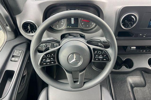 2023 Mercedes-Benz Sprinter 2500 Standard Roof 4-Cyl Diesel HO