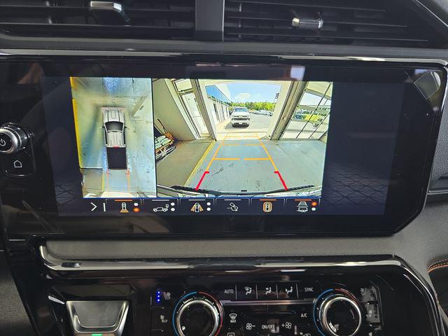2026 GMC Sierra 2500HD Crew Cab, Standard Bed, AT4, 4WD