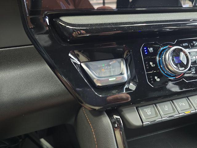 2026 GMC Sierra 2500HD Crew Cab, Standard Bed, AT4, 4WD
