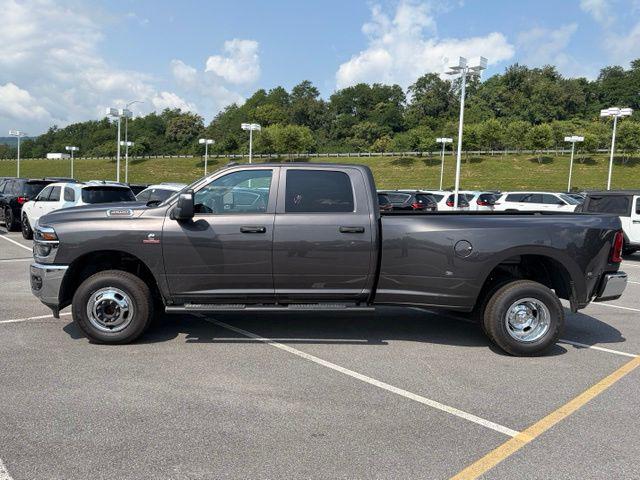 2026 RAM Ram 3500 RAM 3500 TRADESMAN CREW CAB 4X4 8 BOX 2026 RAM Ram 3500 RAM 3500 TRADESMAN CREW CAB 4X4 8 BOX