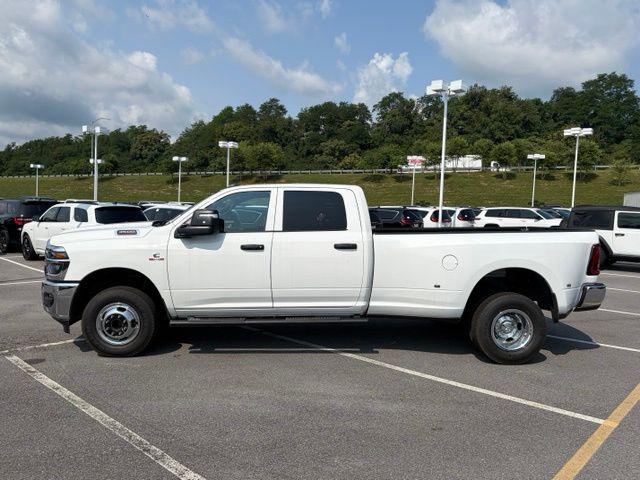 2026 RAM Ram 3500 RAM 3500 TRADESMAN CREW CAB 4X4 8 BOX 2026 RAM Ram 3500 RAM 3500 TRADESMAN CREW CAB 4X4 8 BOX