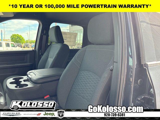 2026 Ram 2500 Black Express Crew Cab 4x4 6'4" Box